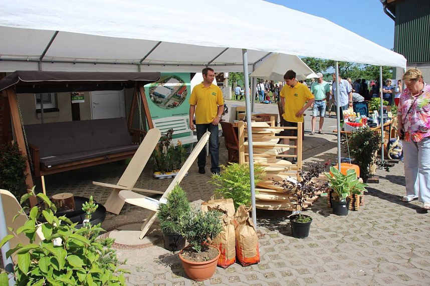 Massenansturm beim Hoffest in Greu&szlig;en