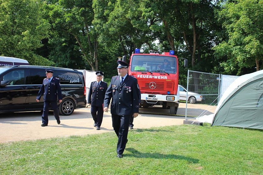 B&uuml;rgermeister feierlich verabschiedet