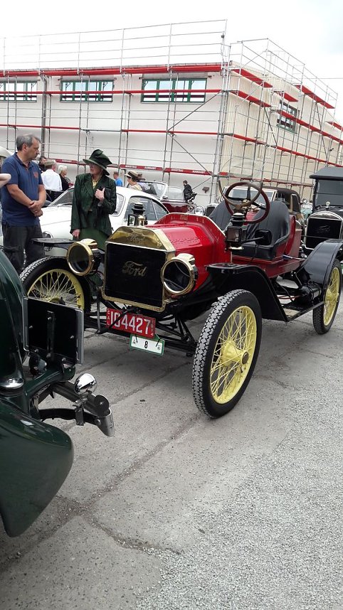 25. Apoldaer Oldtimer-Schlosstreffen 2018