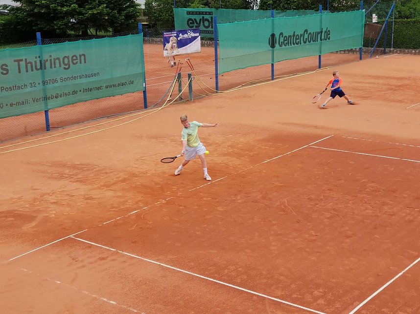Pauline Bauer und Martens Saal Landesmeister in der U14