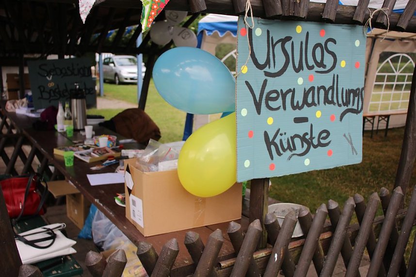 Schwimmbadfest mit der Fachschule