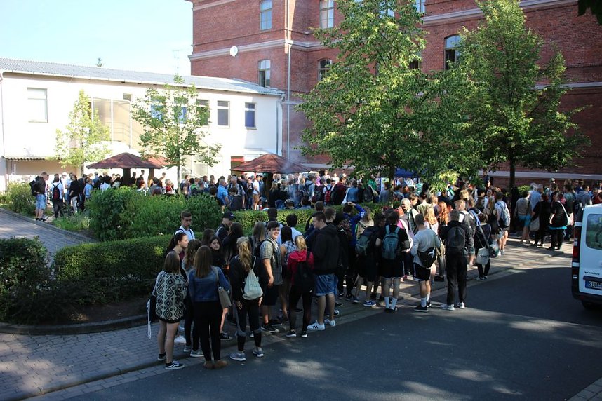 Schulfest des SBZ er&ouml;ffnet