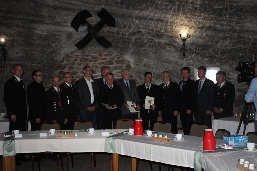 Hohe Auszeichnungen f&uuml;r freiwillige Retter unter Tage