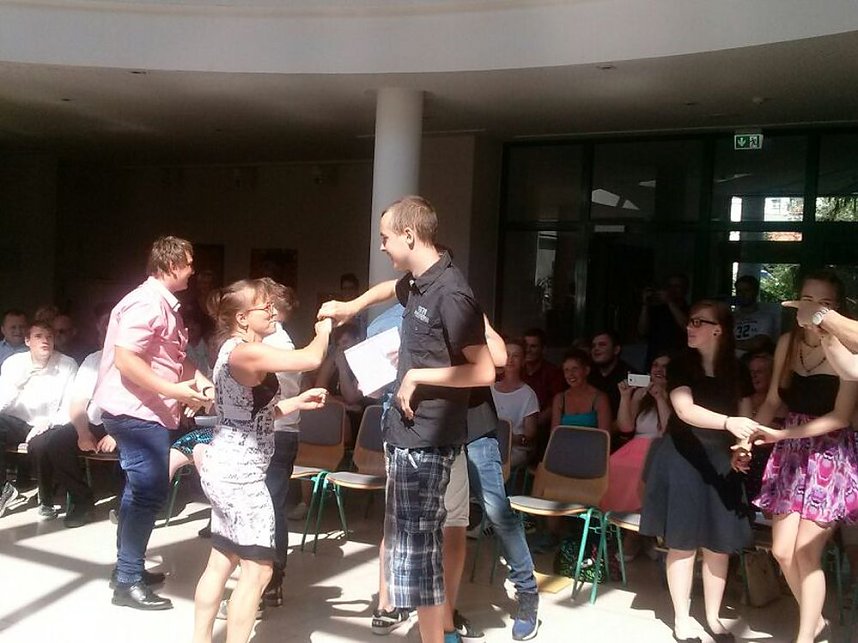 Es ist Zeit zu geh'n,...