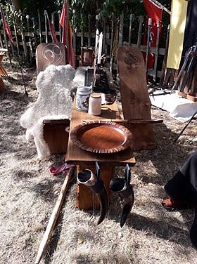 Das Ritterlager am Kyffh&auml;user Markt ist erwacht