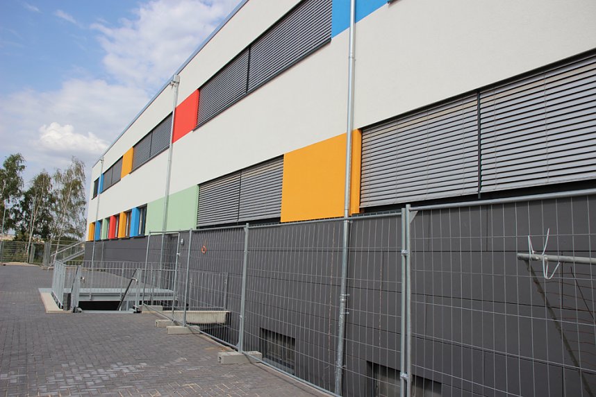 Gemeinschaftsschule in Greu&szlig;en &uuml;bergeben