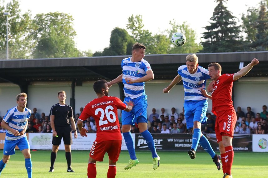 Wacker Nordhausen mit ersten Sieg in einem Heimspiel. 3:0 gegen Meuselwitz im ersten Th&uuml;ringen-Derby der Saison