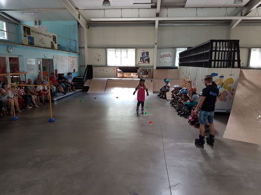 Abschlusspr&uuml;fung des Inlineskatekurses