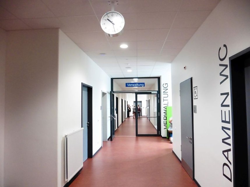 Tag der offenen T&uuml;r in der neuen Franzbergschule