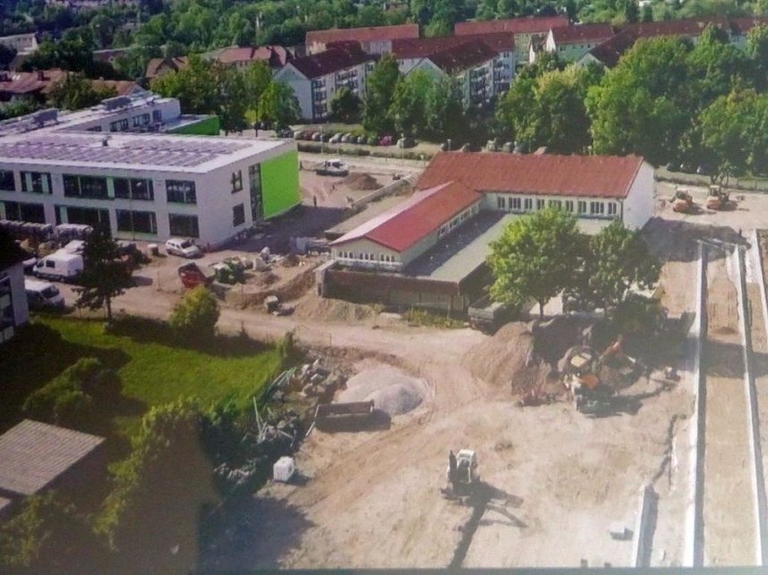 Tag der offenen T&uuml;r in der neuen Franzbergschule