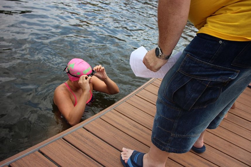 Erste Weltmeister im Brustr&uuml;ckw&auml;rtsschwimmen