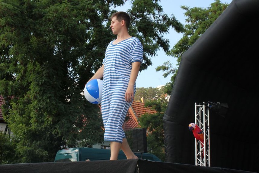 Publikumsmagnet Bademodenschau