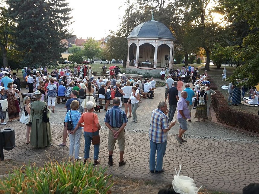 Kurpark wurde zur Flaniermeile