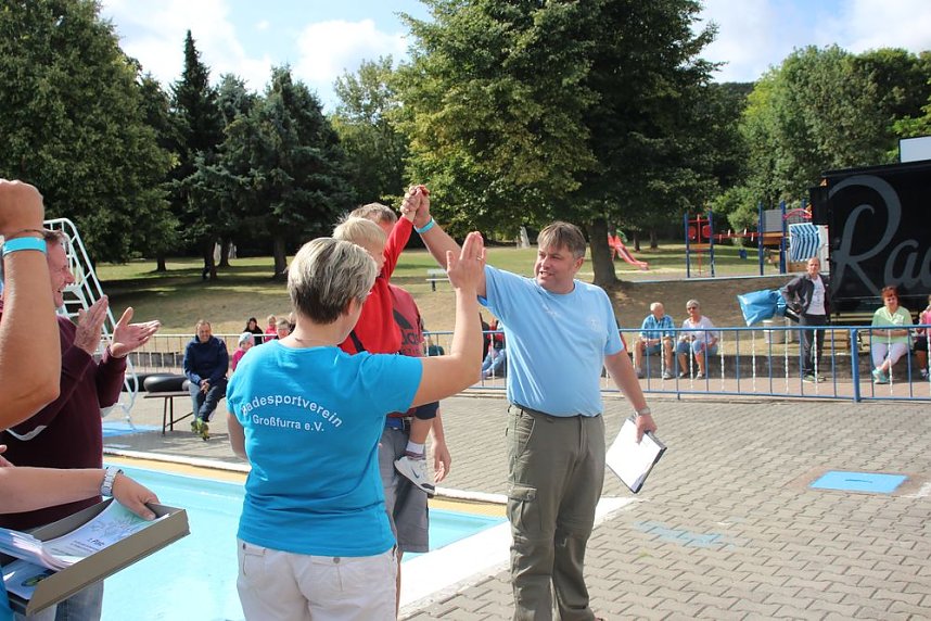 24-Stunden-Schwimmen begeisterte