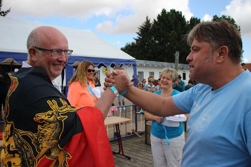 24-Stunden-Schwimmen begeisterte