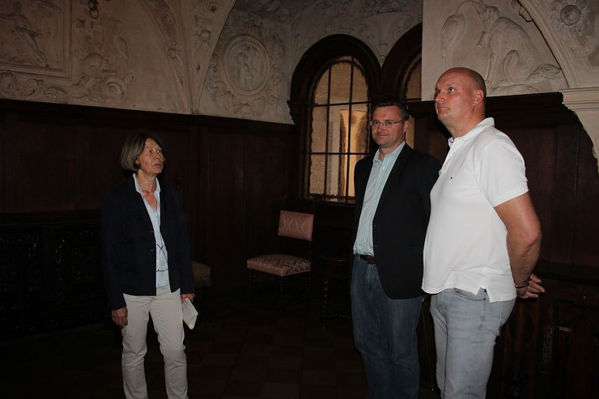 Zur Wiederer&ouml;ffnung des Besucherrundgangs Sensation im Angebot