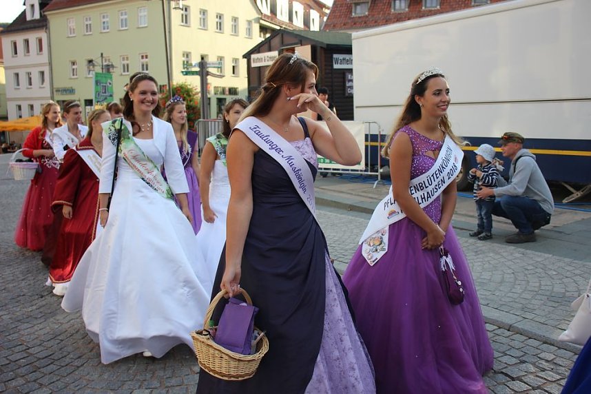 Sehr erfolgreicher Start des Weinfests