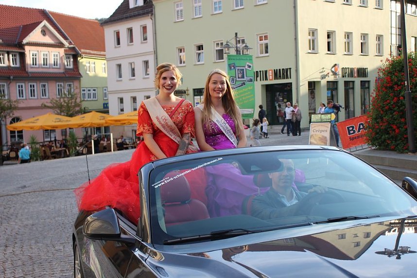 Sehr erfolgreicher Start des Weinfests