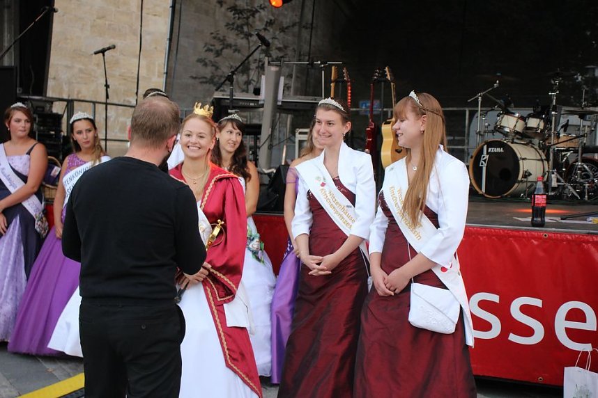 Sehr erfolgreicher Start des Weinfests