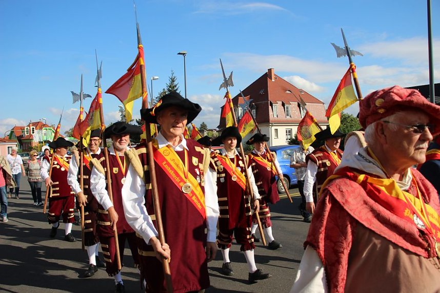 Hausm&auml;nner mit Umzug durch Bad Frankenhausen