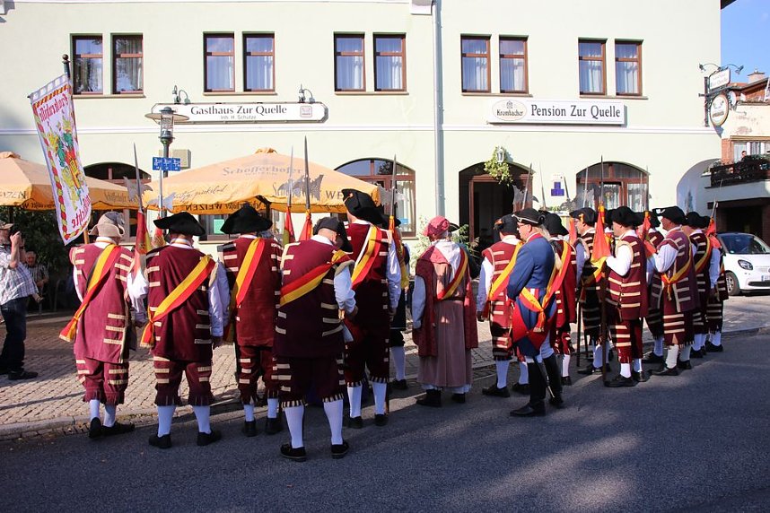 Hausm&auml;nner mit Umzug durch Bad Frankenhausen