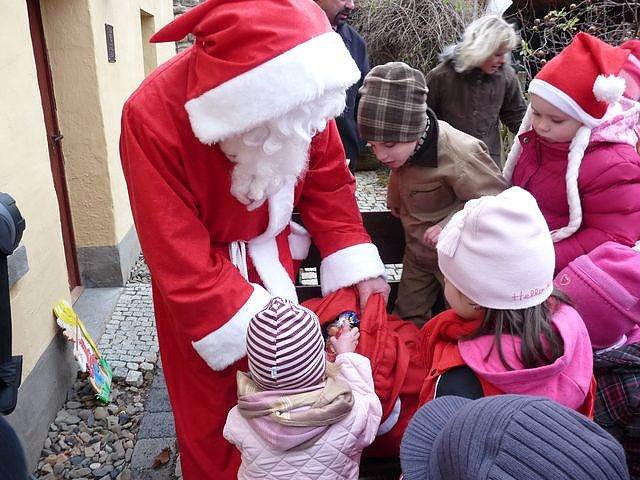 Weihnachtsmarkt in Jechaburg