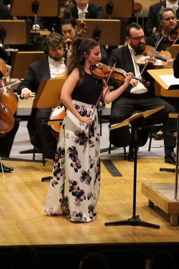 Virtuos im ersten Sinfoniekonzert