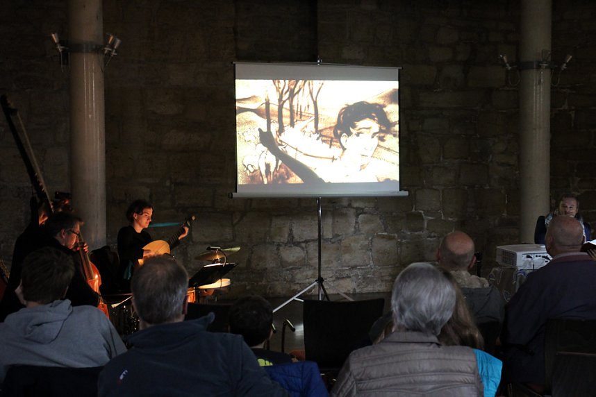 Simplicissimus in Sand gemalt