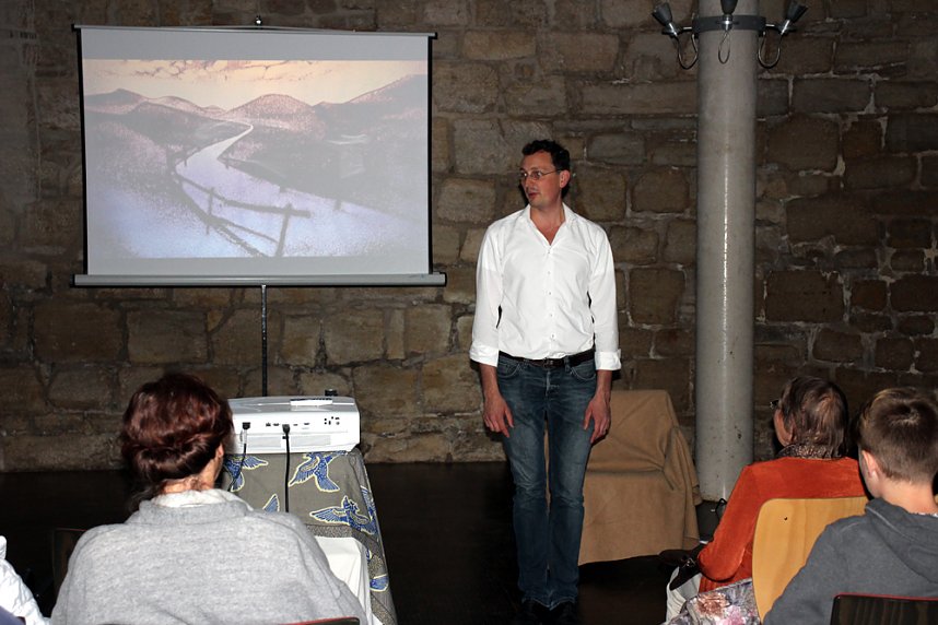 Simplicissimus in Sand gemalt