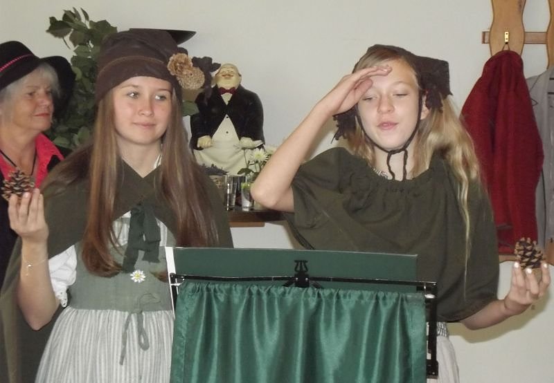 Herbstfest im WB 4 mit Bebraer Singv&ouml;geln gefeiert