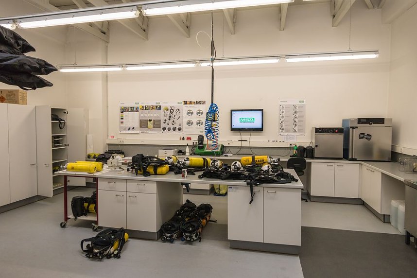 Feuerwehren &uuml;bten in Greu&szlig;en