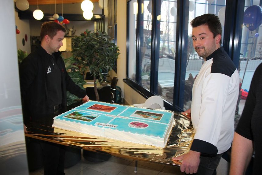 Torte zum 20. Jahrestag