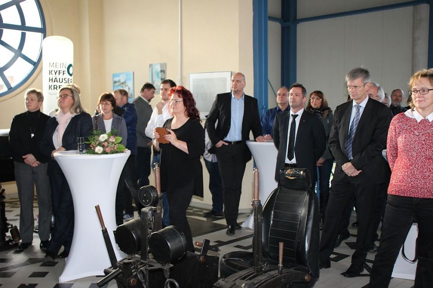 Symbolischer Spatenstich zum Breitbandausbau