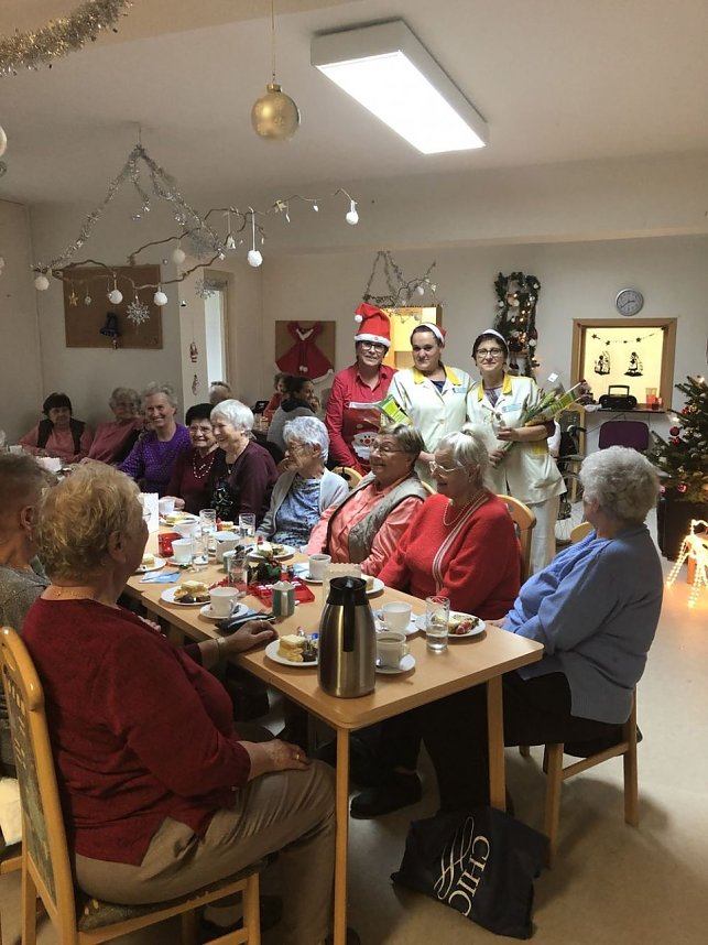 Weihnachtsfeier bei der VOLKSSOLIDARIT&Auml;T