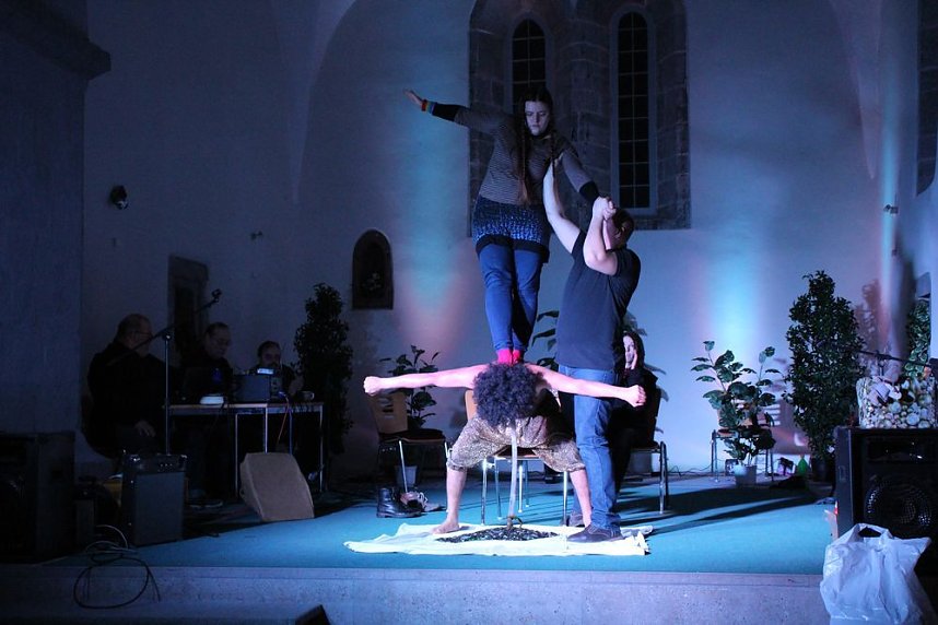 Zu Gunsten des Sole-Schwimmbads Artern