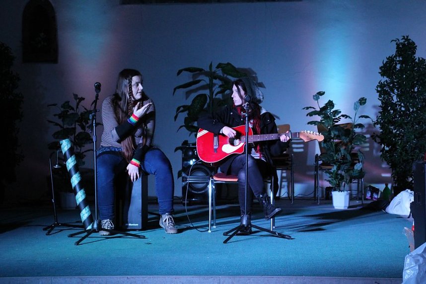 Zu Gunsten des Sole-Schwimmbads Artern