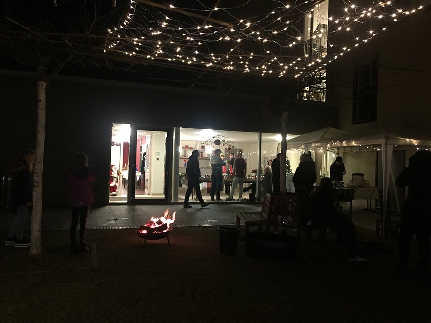 Weihnachtsmarkt und Tag der offenen T&uuml;r