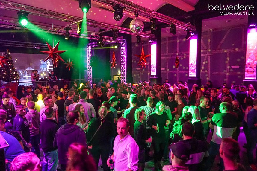 Party im Jugendclubhaus in Nordhausen - der Samstag