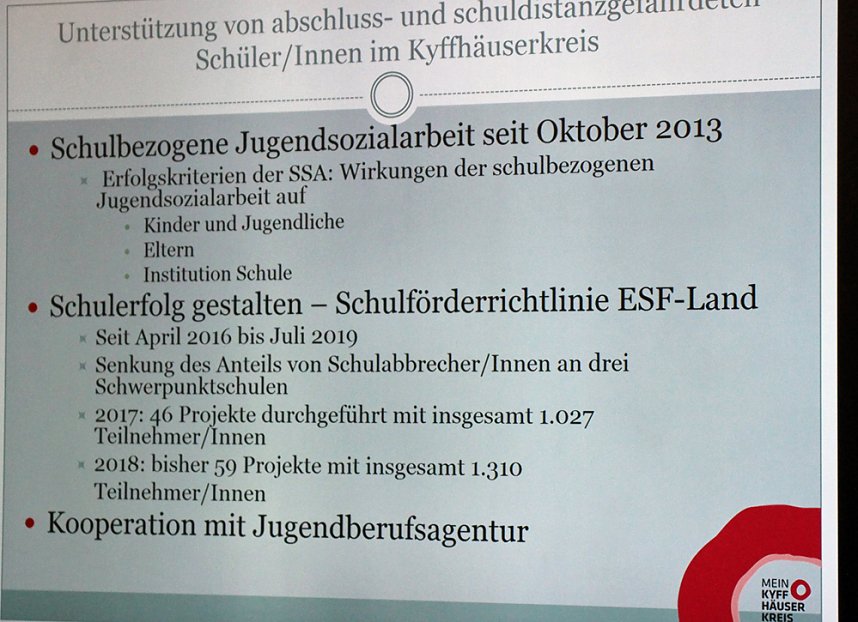 F&ouml;rdermittel Turnhalle und Schulverweigerer