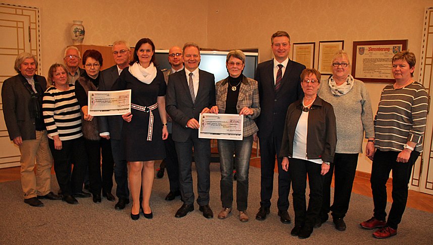 &Uuml;bergabe der Spendenmittel aus dem Neujahrsempfang