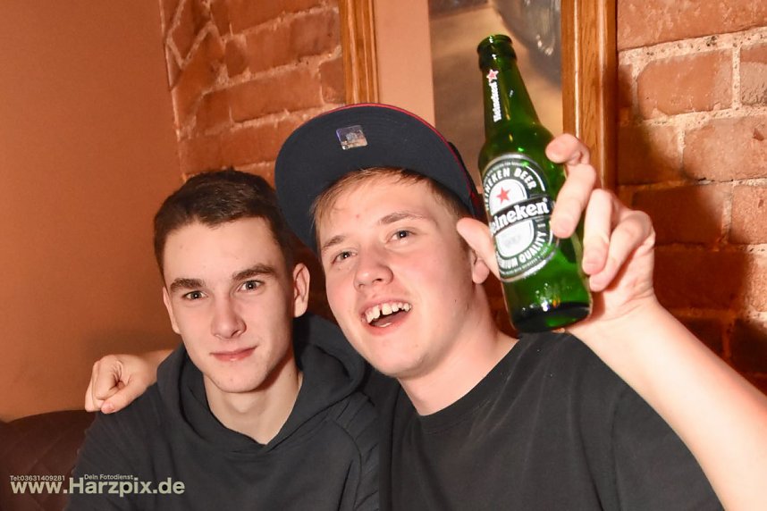 90er und 2000er Party