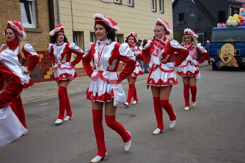 Narrenkappen flogen durch die Luft
