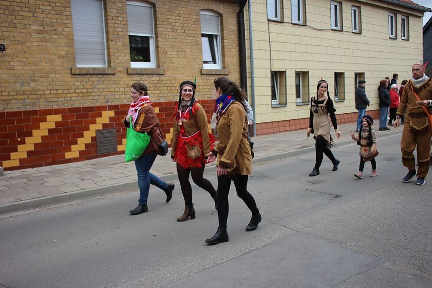 Narrenkappen flogen durch die Luft