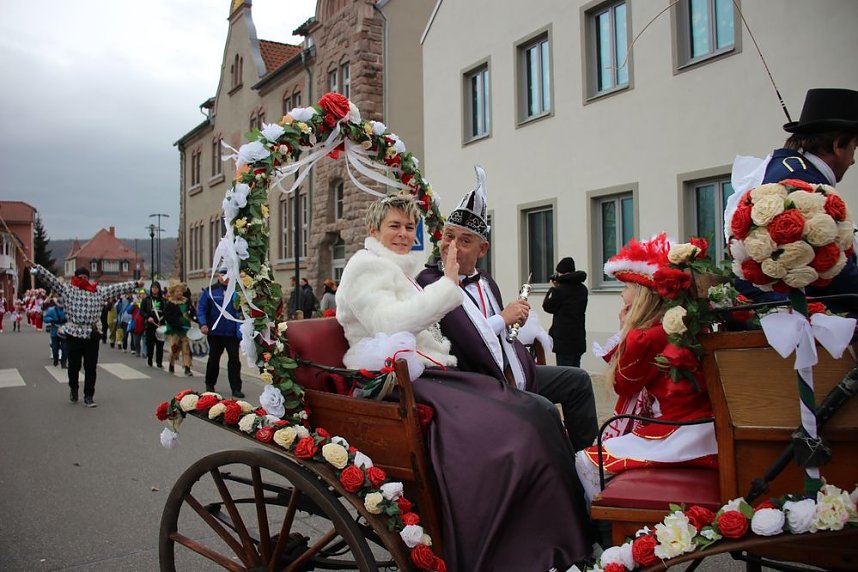 Narrenkappen flogen durch die Luft