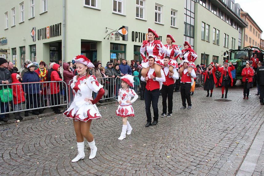 Rosenmontagsumzug nass gemacht