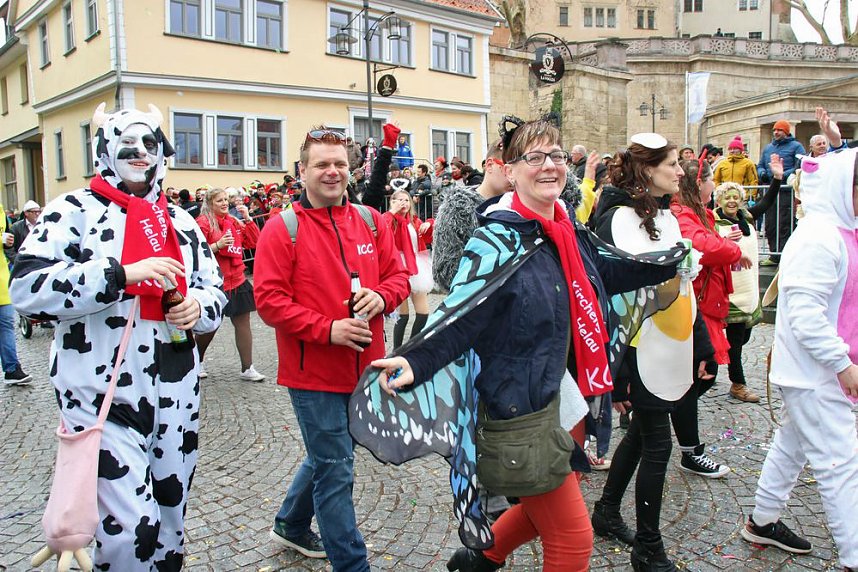 Rosenmontagsumzug nass gemacht