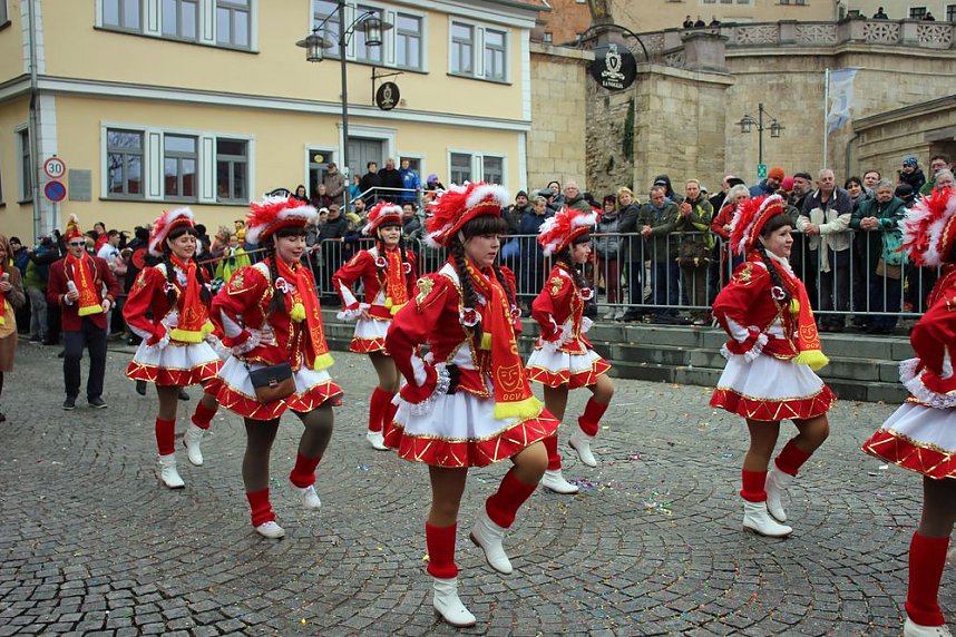 Rosenmontagsumzug nass gemacht