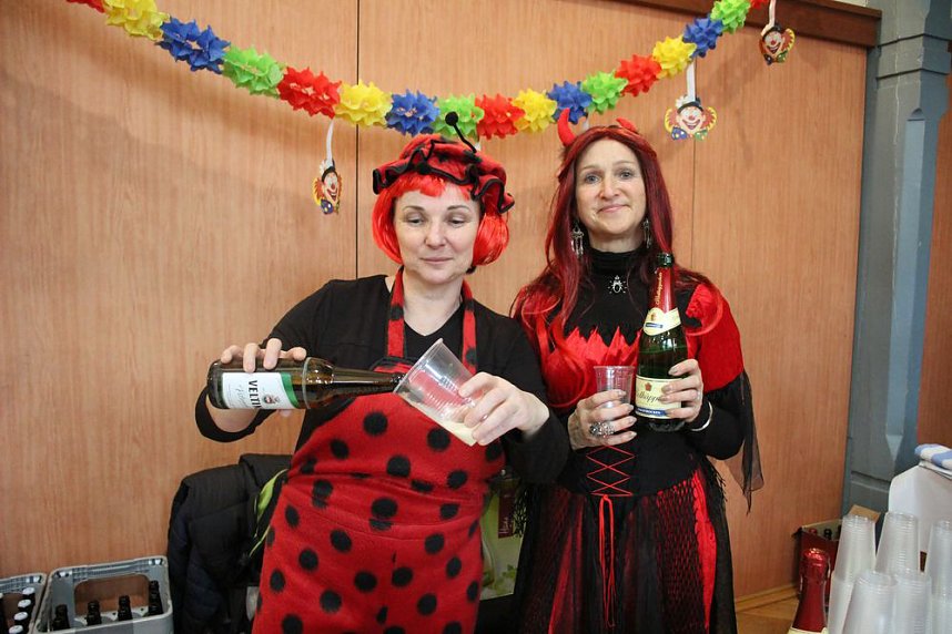 Rosenmontagsumzug nass gemacht