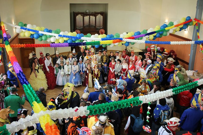 Rosenmontagsumzug nass gemacht