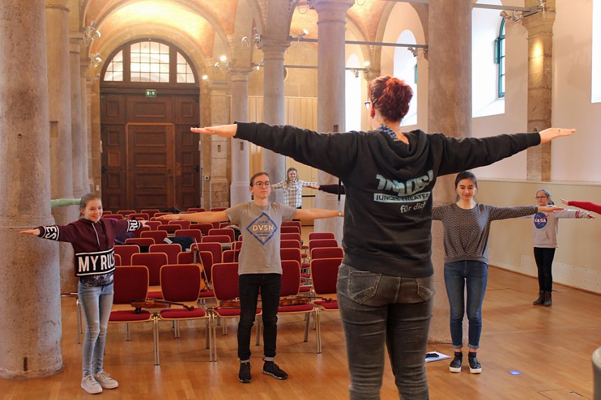 Auftrittstraining beim Fr&uuml;hjahrscamp f&uuml;r junge Geiger